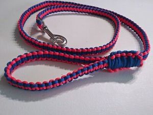Pet Li ציוד ואביזרים לכלב רצועת ריצה לכלב    4 1/2 ft Paracord Dog Leash Handmade Florida Gators Sports Fans Orange Blue
