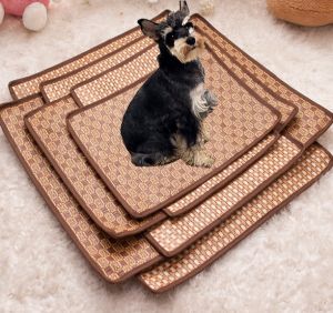Pet Li ציוד ואביזרים לכלב מיטות לכלב Pet Dog Cat Hot Summer Cooling Bed Rattan Tatami Bamboo Cozy Sleep Pad Mat Multiuse Tatami Seat