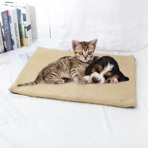 Pet Li ציוד ואביזרים לכלב מיטות לכלב Pet Mat Self Heating Blanket Dog Cat Cushion Bed Warm Fleece Pad Large Mattress Heater Mat